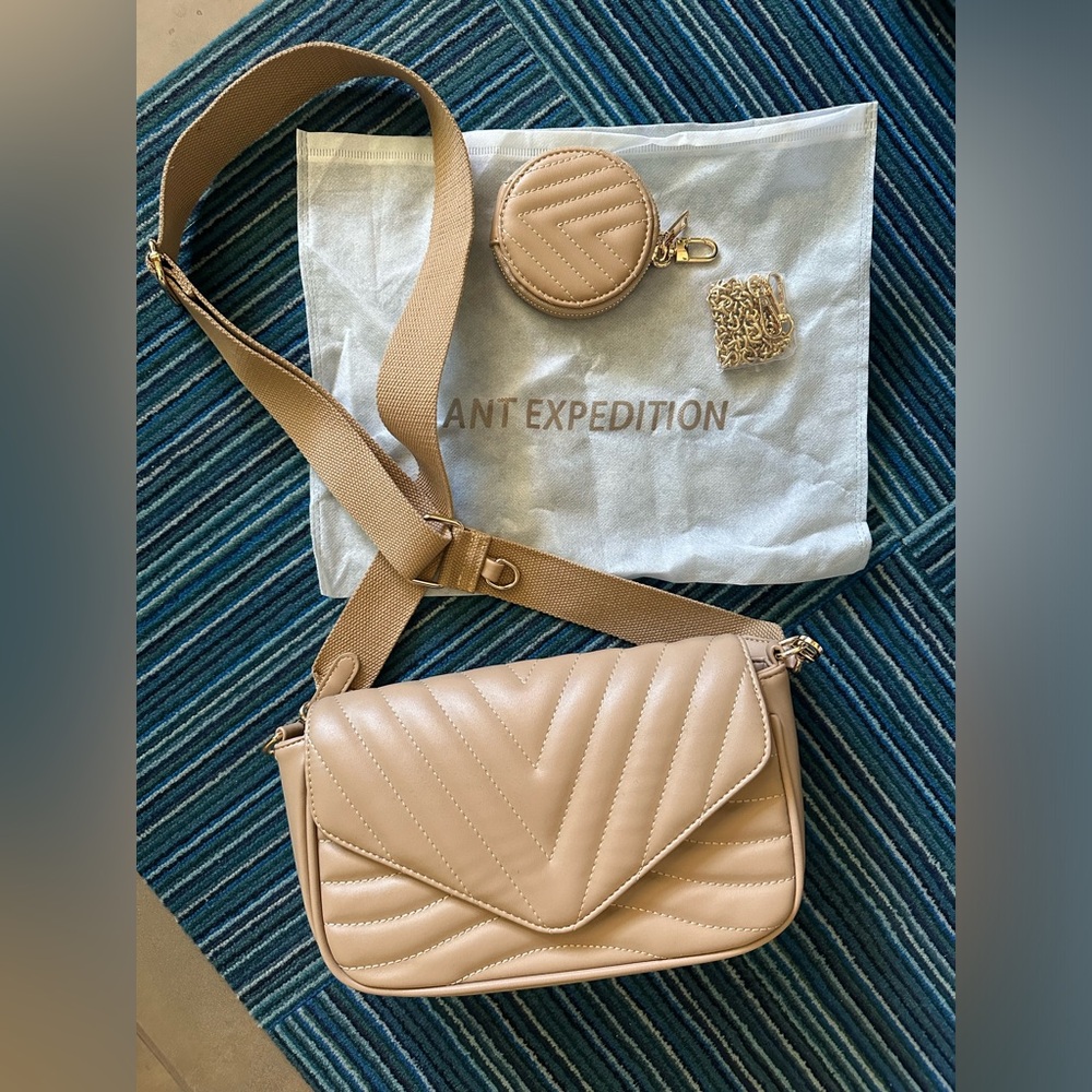 Small Quilted Crossbody Bag Women Stylish Designer Purse Handbag with Coin Purse